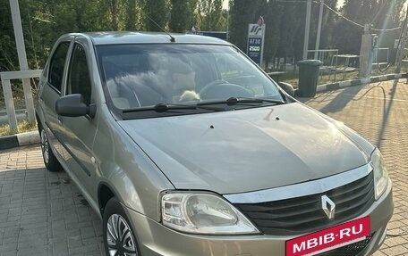 Renault Logan I, 2010 год, 400 000 рублей, 3 фотография