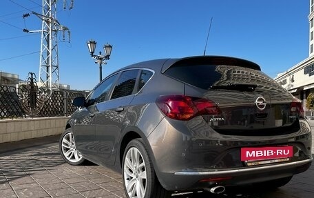 Opel Astra J, 2014 год, 1 070 000 рублей, 5 фотография