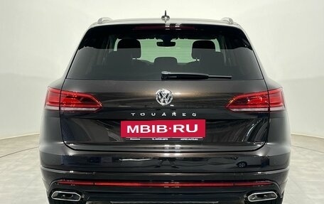 Volkswagen Touareg III, 2018 год, 5 999 000 рублей, 3 фотография