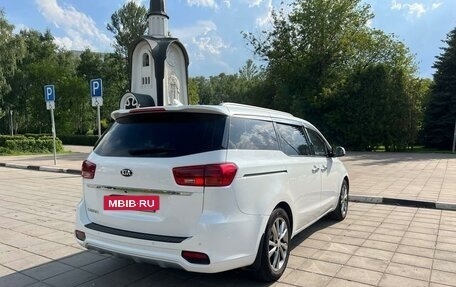 KIA Carnival III, 2019 год, 4 фотография