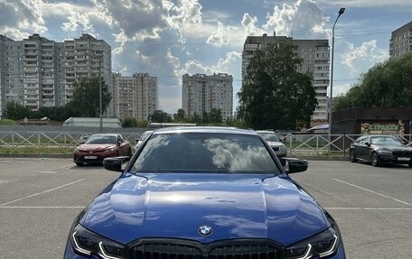 BMW 3 серия, 2019 год, 4 200 000 рублей, 3 фотография