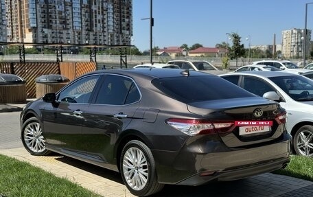 Toyota Camry, 2019 год, 3 150 000 рублей, 6 фотография