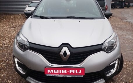 Renault Kaptur I рестайлинг, 2017 год, 1 520 000 рублей, 1 фотография