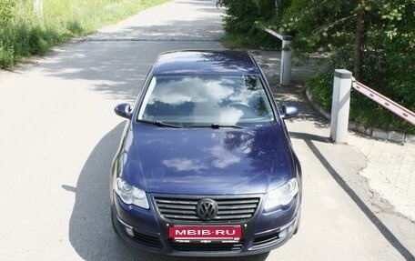 Volkswagen Passat B6, 2006 год, 695 000 рублей, 2 фотография