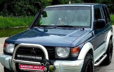 Mitsubishi Pajero III рестайлинг, 1993 год, 810 000 рублей, 2 фотография