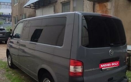 Volkswagen Transporter T5 рестайлинг, 2013 год, 1 470 000 рублей, 3 фотография