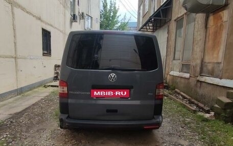 Volkswagen Transporter T5 рестайлинг, 2013 год, 1 470 000 рублей, 4 фотография