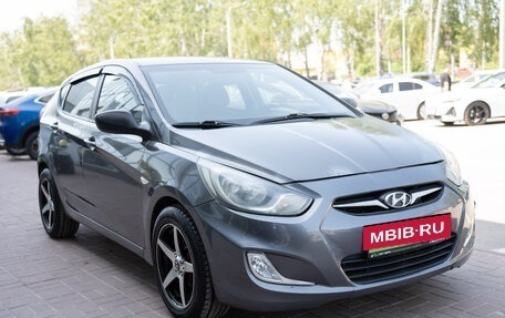 Hyundai Solaris II рестайлинг, 2013 год, 642 000 рублей, 6 фотография