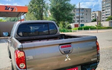 Mitsubishi L200 IV рестайлинг, 2013 год, 1 650 000 рублей, 3 фотография