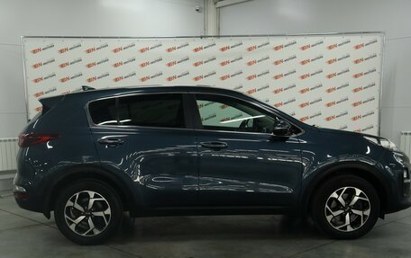 KIA Sportage IV рестайлинг, 2019 год, 2 300 000 рублей, 2 фотография