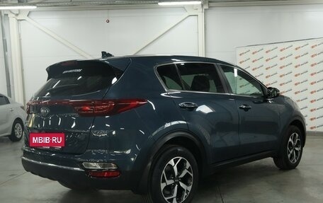 KIA Sportage IV рестайлинг, 2019 год, 2 300 000 рублей, 3 фотография