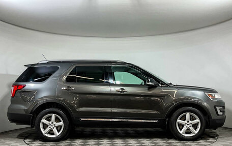 Ford Explorer VI, 2016 год, 2 540 000 рублей, 4 фотография