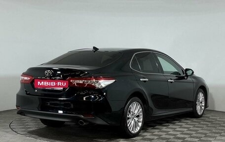 Toyota Camry, 2019 год, 3 070 000 рублей, 5 фотография