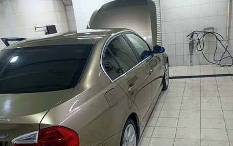 BMW 3 серия, 2006 год, 1 050 000 рублей, 2 фотография