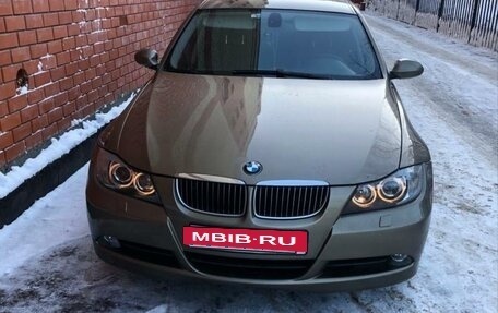 BMW 3 серия, 2006 год, 1 050 000 рублей, 5 фотография