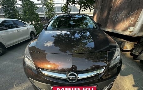 Opel Astra J, 2014 год, 1 150 000 рублей, 2 фотография