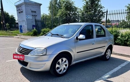 Renault Logan I, 2013 год, 600 000 рублей, 3 фотография