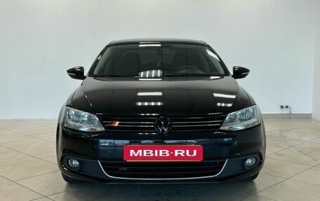 Volkswagen Jetta VI, 2011 год, 950 000 рублей, 2 фотография