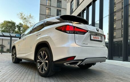 Lexus RX IV рестайлинг, 2019 год, 5 550 000 рублей, 6 фотография