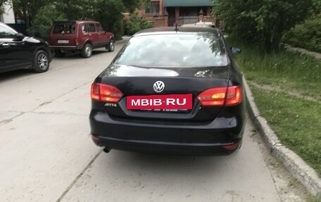 Volkswagen Jetta VI, 2012 год, 1 200 000 рублей, 2 фотография