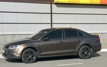 Volkswagen Jetta VI, 2012 год, 989 000 рублей, 4 фотография