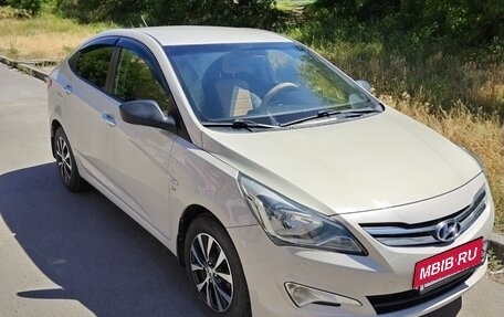 Hyundai Solaris II рестайлинг, 2014 год, 980 000 рублей, 2 фотография