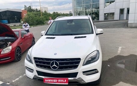 Mercedes-Benz M-Класс, 2015 год, 2 820 000 рублей, 1 фотография