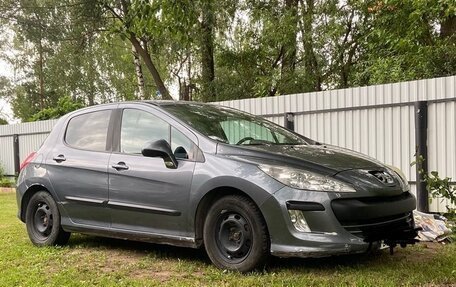 Peugeot 308 II, 2010 год, 1 фотография