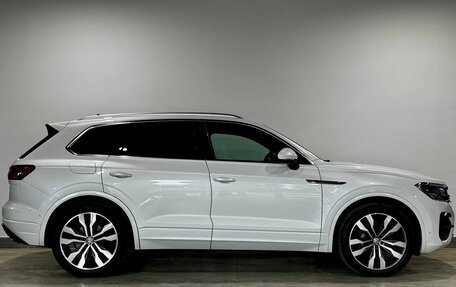 Volkswagen Touareg III, 2019 год, 5 790 000 рублей, 5 фотография