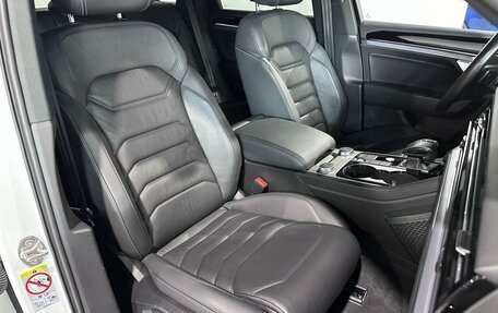 Volkswagen Touareg III, 2019 год, 5 790 000 рублей, 25 фотография