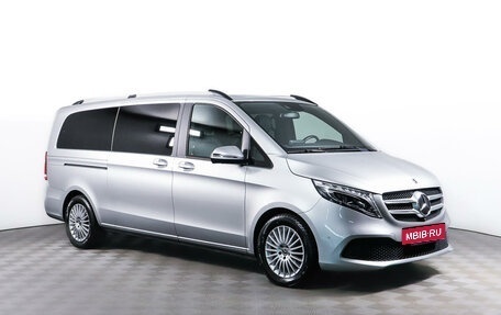 Mercedes-Benz V-Класс, 2019 год, 6 250 000 рублей, 3 фотография