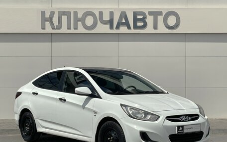 Hyundai Solaris II рестайлинг, 2013 год, 980 000 рублей, 4 фотография