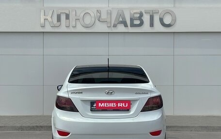 Hyundai Solaris II рестайлинг, 2013 год, 980 000 рублей, 6 фотография