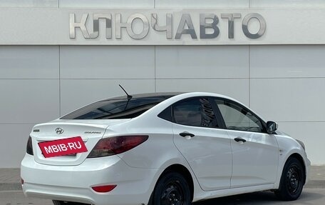 Hyundai Solaris II рестайлинг, 2013 год, 980 000 рублей, 5 фотография