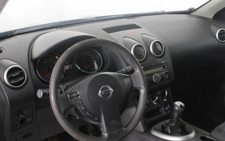 Nissan Qashqai, 2010 год, 750 000 рублей, 13 фотография