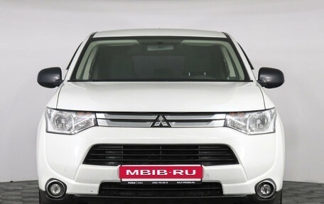 Mitsubishi Outlander III рестайлинг 3, 2014 год, 1 649 000 рублей, 2 фотография