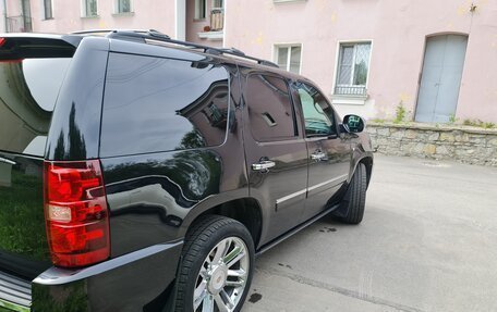 Chevrolet Tahoe III, 2012 год, 1 990 000 рублей, 4 фотография