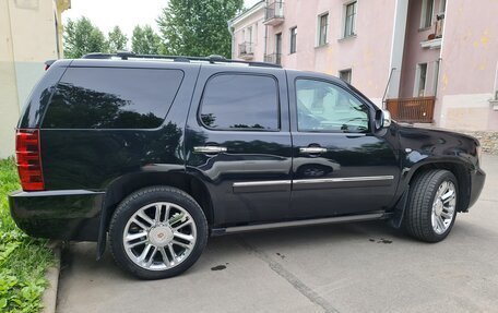 Chevrolet Tahoe III, 2012 год, 1 990 000 рублей, 5 фотография