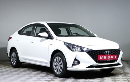 Hyundai Solaris II рестайлинг, 2021 год, 1 750 000 рублей, 3 фотография