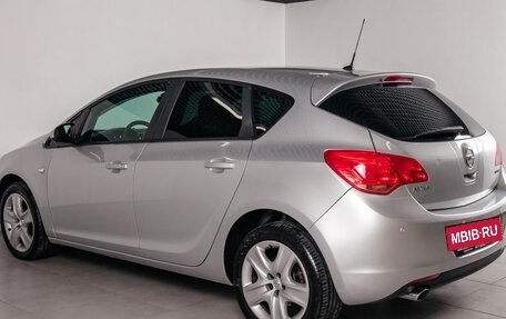 Opel Astra J, 2011 год, 749 700 рублей, 7 фотография