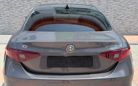 Alfa Romeo Giulia II, 2023 год, 7 000 000 рублей, 3 фотография