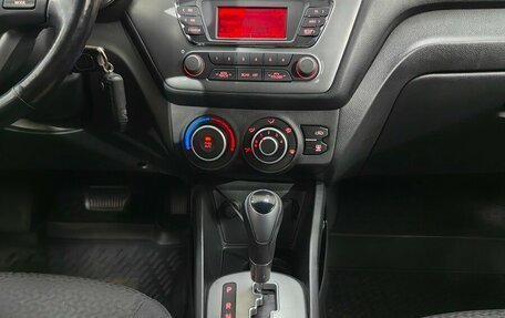 KIA Rio III рестайлинг, 2014 год, 927 000 рублей, 12 фотография