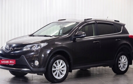 Toyota RAV4, 2014 год, 2 145 000 рублей, 4 фотография