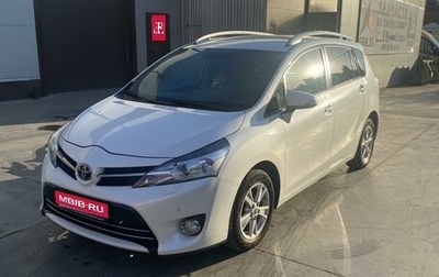 Toyota Verso I, 2013 год, 1 600 000 рублей, 1 фотография