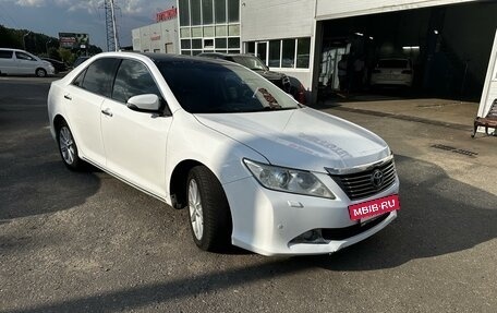 Toyota Camry, 2013 год, 1 830 000 рублей, 2 фотография