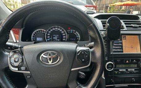 Toyota Camry, 2013 год, 1 830 000 рублей, 6 фотография