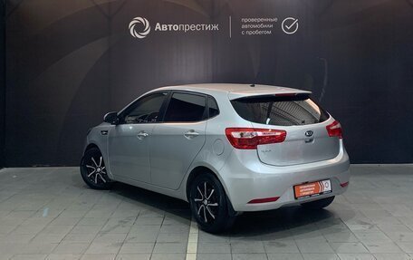 KIA Rio III рестайлинг, 2013 год, 825 000 рублей, 6 фотография