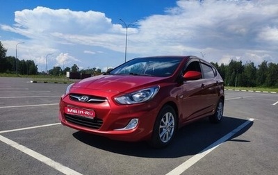 Hyundai Solaris II рестайлинг, 2011 год, 830 000 рублей, 1 фотография