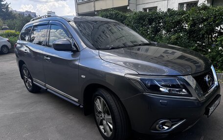 Nissan Pathfinder, 2014 год, 2 300 000 рублей, 2 фотография