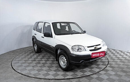 Chevrolet Niva I рестайлинг, 2015 год, 811 000 рублей, 3 фотография